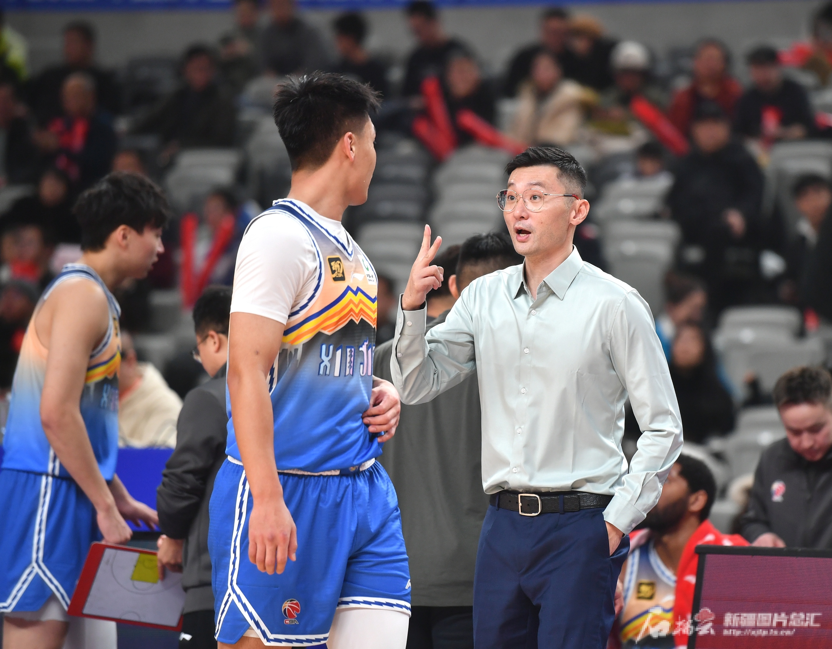 吉林男篮客场不敌对手，遭遇困境的简单介绍