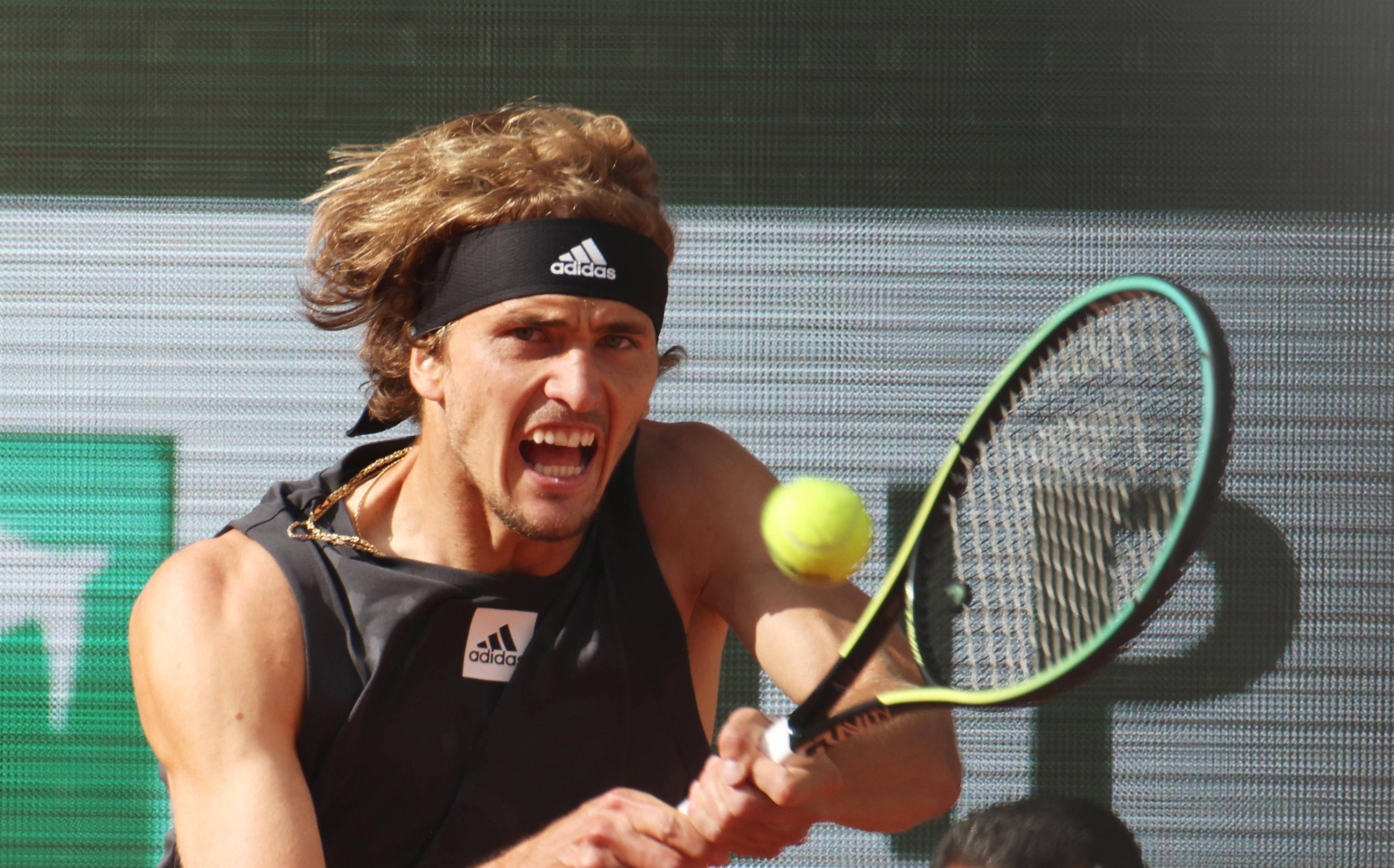 法网完胜澳网,兹维列夫状态火热的简单介绍 法网完胜澳网,兹维列夫状态火热的简单介绍