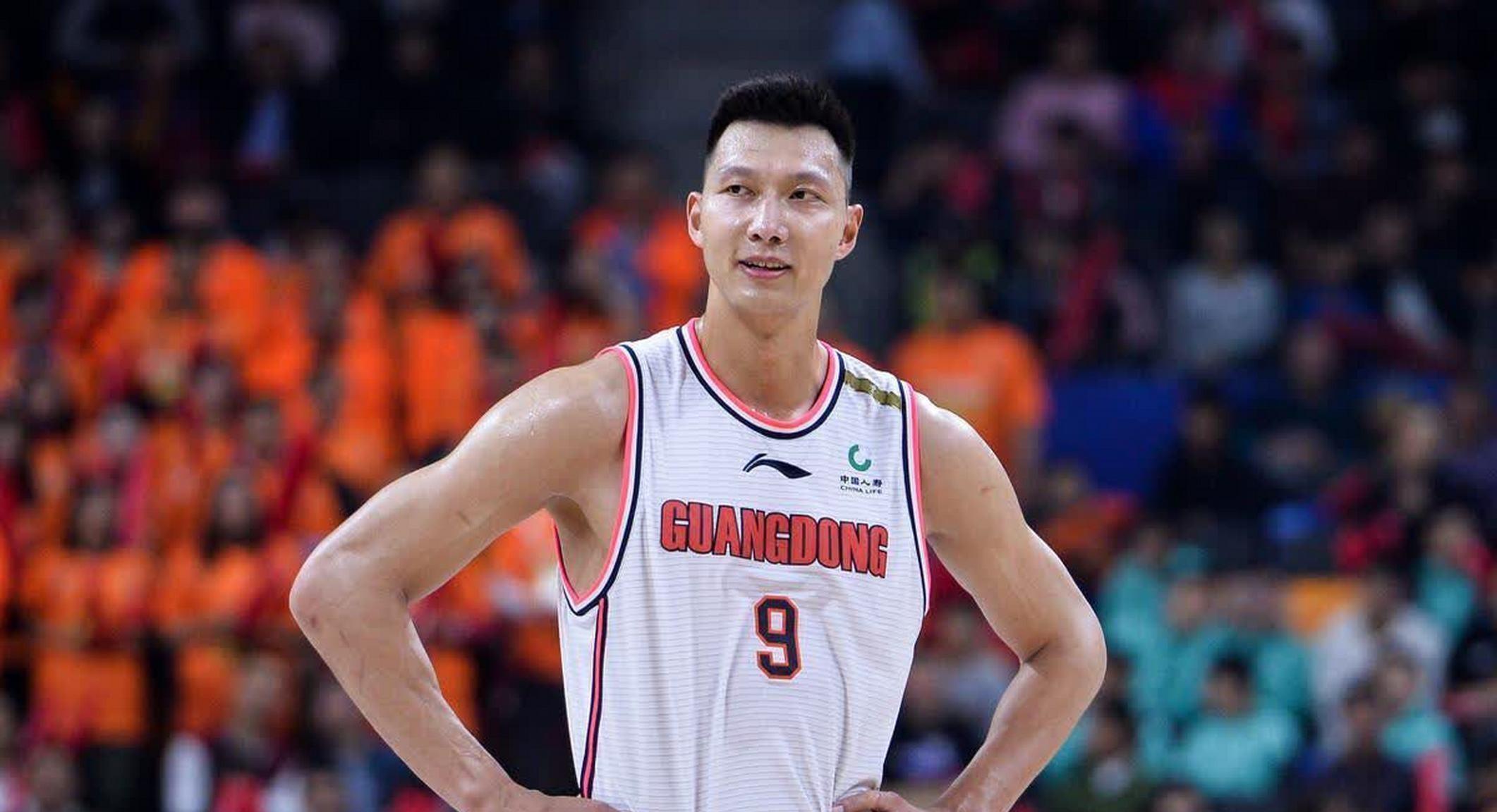 魔术鏖战热火，易建联高光表现