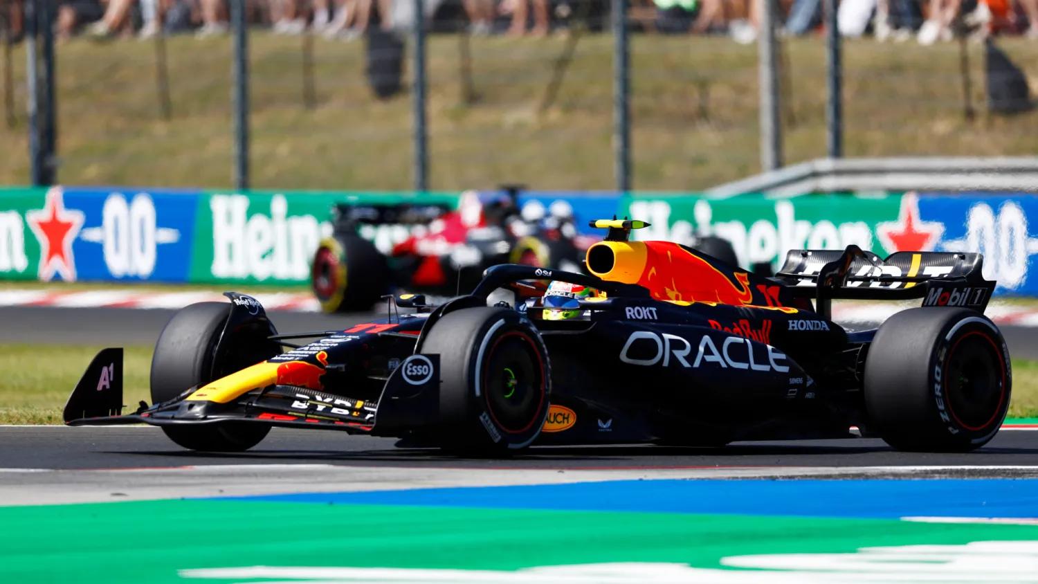 法拉利鏖战红牛车队，佩雷兹状态火热